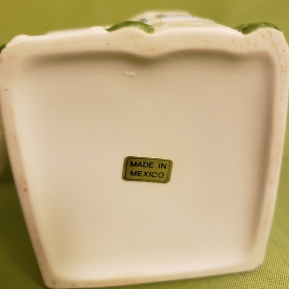 Victorian House Sugar & Creamer Set - Made in Mexico - Picture 10 of 11